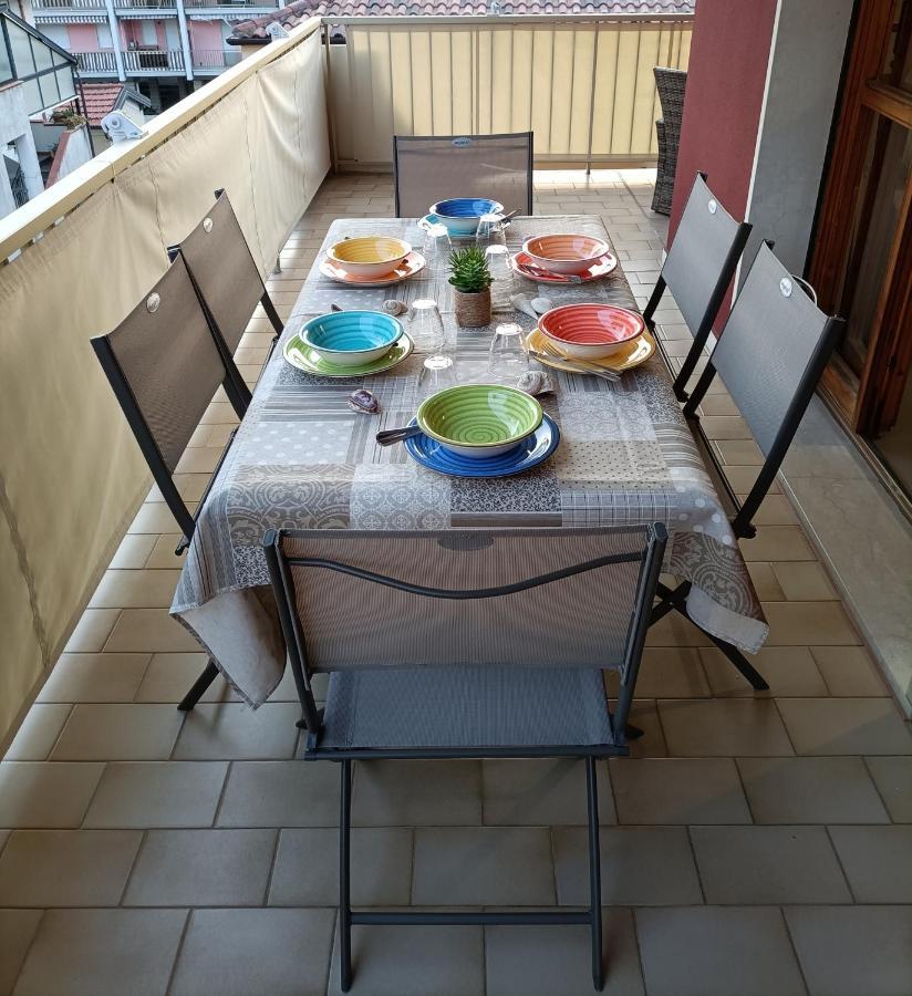 文蒂米利亚Casa A Un Passo Dal Mare公寓 外观 照片